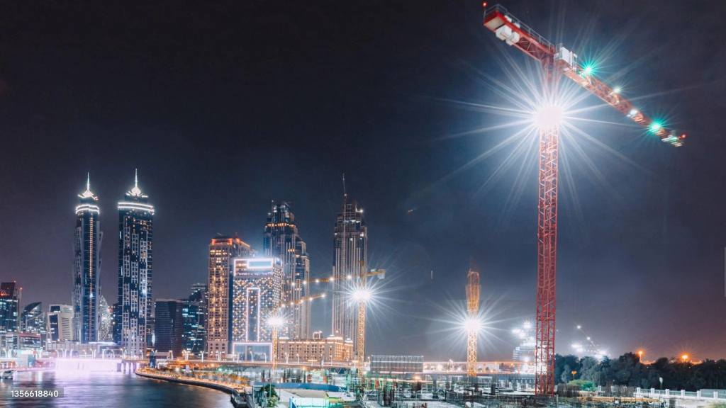 4. Thermal Management And Safety Performance Of Tower Crane Lights 4. Thermal Management And Safety Performance Of Tower Crane Lights