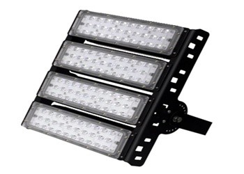 ¿Cómo puedo saber qué luz de inundación de potencia comprar?